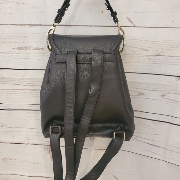 ALDO Backpack in Black and Gold - Picture 6 of 7